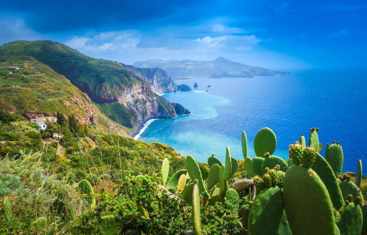 Tour delle Isole Eolie in libertà